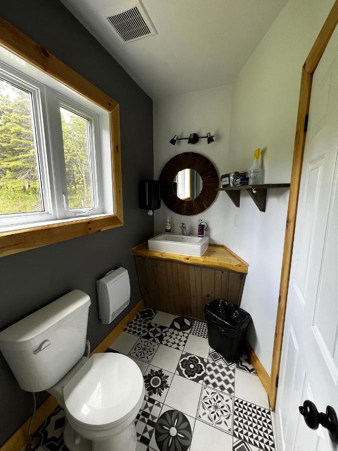 Chill Shack - Auberge Jeunesse Sainte Anne-des-Chênes Buitenkant foto
