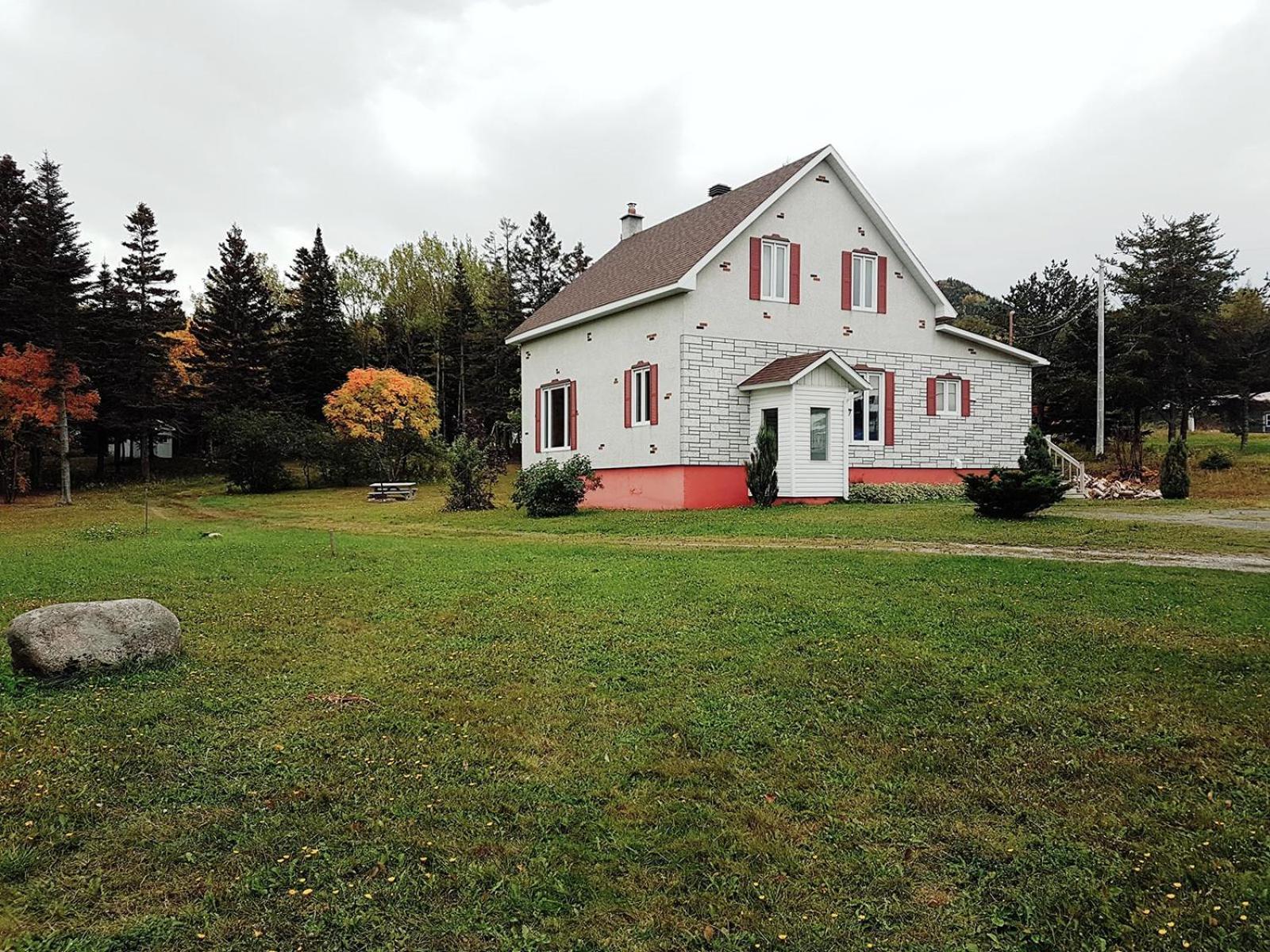 Chill Shack - Auberge Jeunesse Sainte Anne-des-Chênes Buitenkant foto